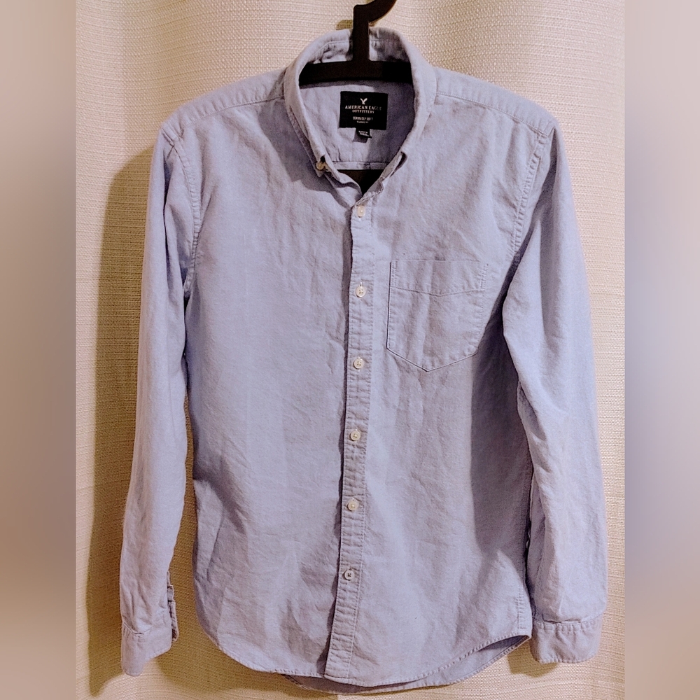(4/$20) American Eagle Men's Blue Classic Fit Button Down Shirt, Size S - Picture 1 of 5